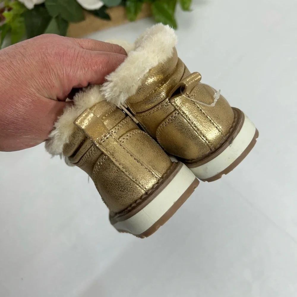 Cat & Jack Gold Faux-Fur Lace-Up Kids Boots